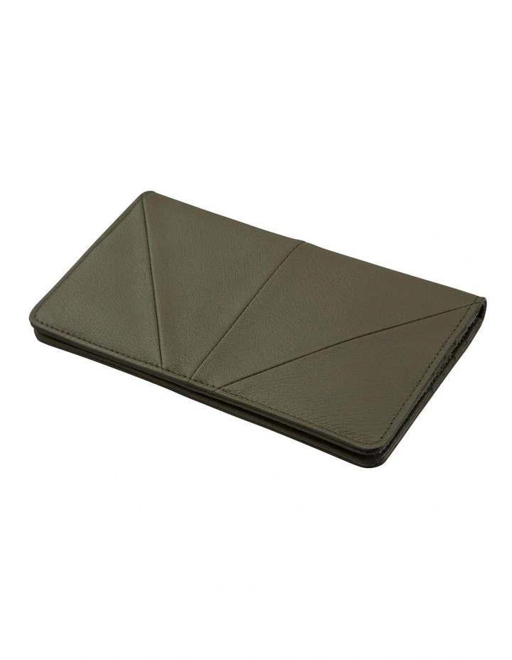 Status Anxiety Triple Threat Green Leather Bifold Wallet SA1405 7 Status Anxiety Triple Threat Green Leather Bifold Wallet SA1405 - Image 5