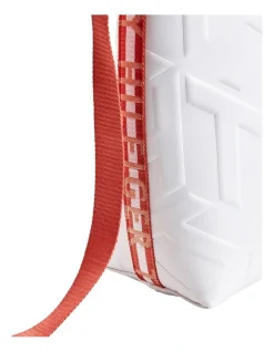 Tommy Hilfiger Iconic Monogram Applique Tote Bag In Ecru 9 Tommy Hilfiger Iconic Monogram Applique Tote Bag In Ecru -Mocha shop 897933160 3 720x928