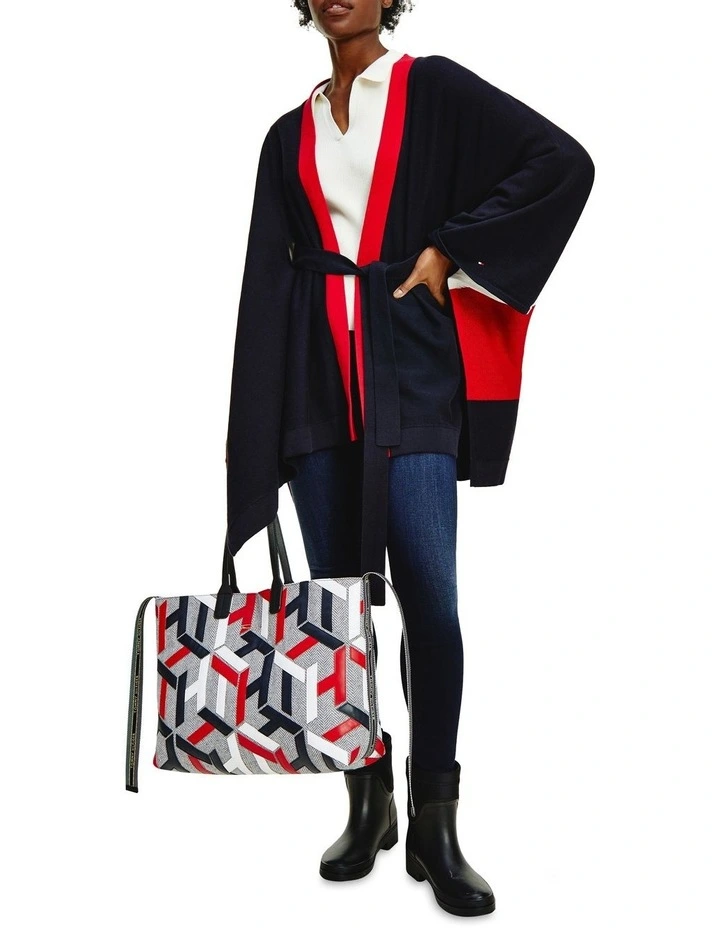 Tommy Hilfiger Iconic Monogram Applique Tote Bag In Light Grey 7 Tommy Hilfiger Iconic Monogram Applique Tote Bag In Light Grey - Image 5