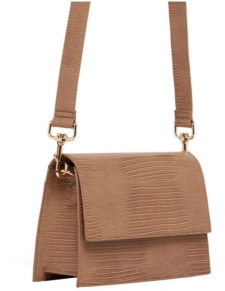 1978W Lizzy Caramel Crossbody Bag 5 1978W Lizzy Caramel Crossbody Bag - Image 3