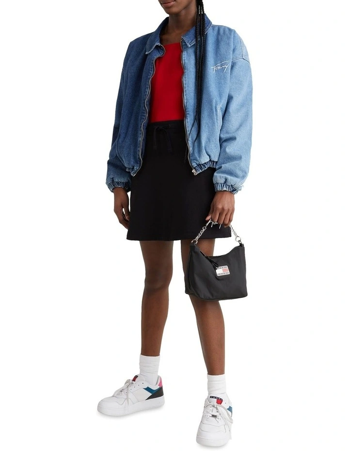 Tommy Jeans Badge Plaque Shoulder Bag In Black 4 Tommy Jeans Badge Plaque Shoulder Bag In Black - Image 2