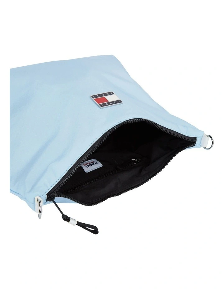 Tommy Jeans Summer Zip Top Shoulder Bag In Chambray Sky 6 Tommy Jeans Summer Zip Top Shoulder Bag In Chambray Sky - Image 4