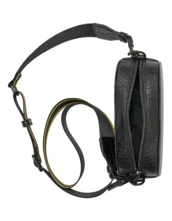 DKNY Odette Camera Crossbody Bag In Black -Mocha shop 934301890 4 720x928