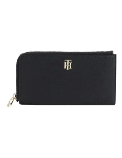 Tommy Hilfiger Slim Zip-Around Wallet In Black