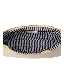 Mocha Billie Hobo Bag In Cream 8 Mocha Billie Hobo Bag In Cream -Mocha shop 958713580 3 720x928