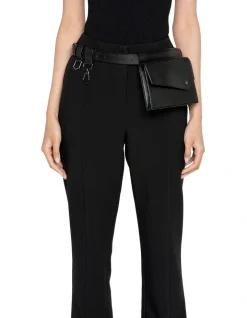 Cue Cross Body Bag In Black -Mocha shop 968421610 3 720x928