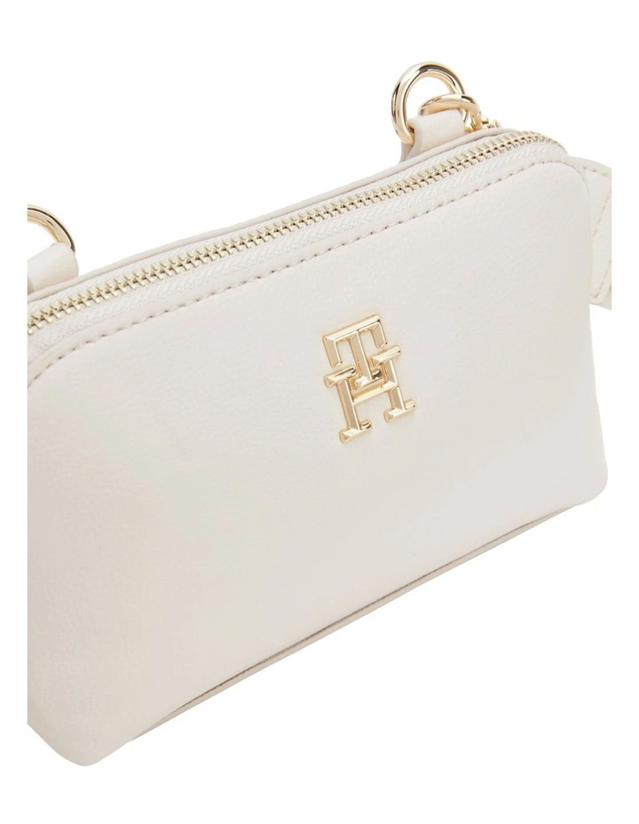 Tommy Hilfiger Tommy Life Feather Crossbody Bag In White 6 Tommy Hilfiger Tommy Life Feather Crossbody Bag In White - Image 4