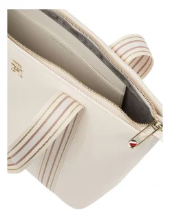 Tommy Hilfiger Tommy Life Tote Bag In White/Oatmilk 7 Tommy Hilfiger Tommy Life Tote Bag In White/Oatmilk -Mocha shop 969372640 3 720x928
