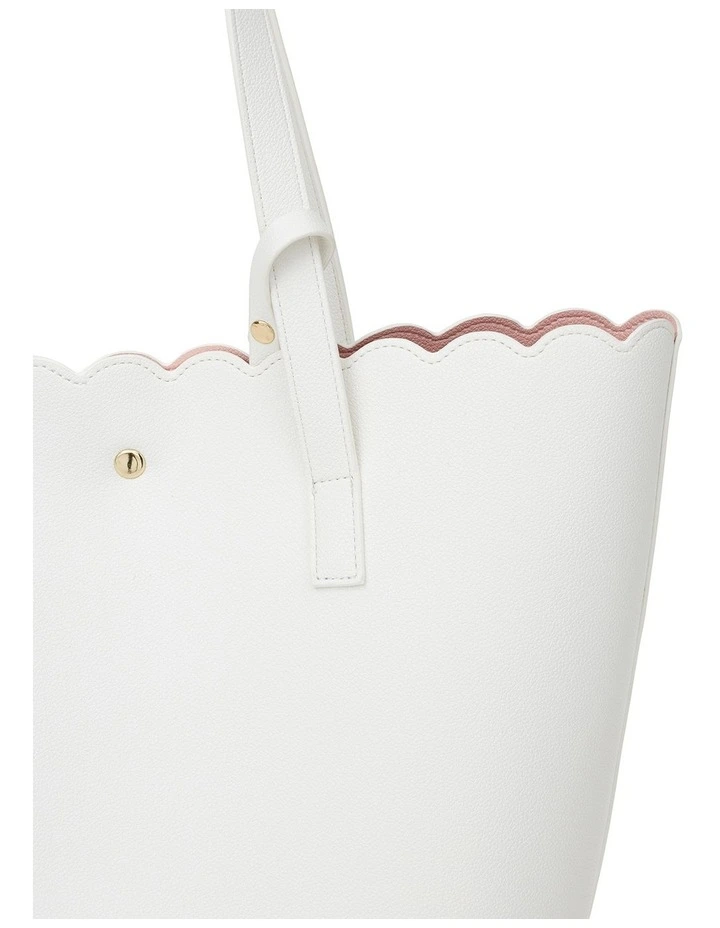 Review Izzy Tote In White 6 Review Izzy Tote In White - Image 4