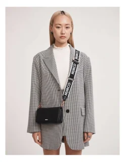 Mimco Stevie Wallet Crossbody Bag In Black White 10 Mimco Stevie Wallet Crossbody Bag In Black White -Mocha shop 982427410 2 720x928