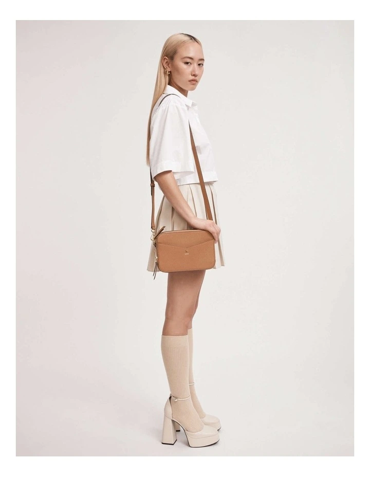 Mimco D-vine Camera Crossbody Bag In Caramel 6 Mimco D-vine Camera Crossbody Bag In Caramel - Image 4