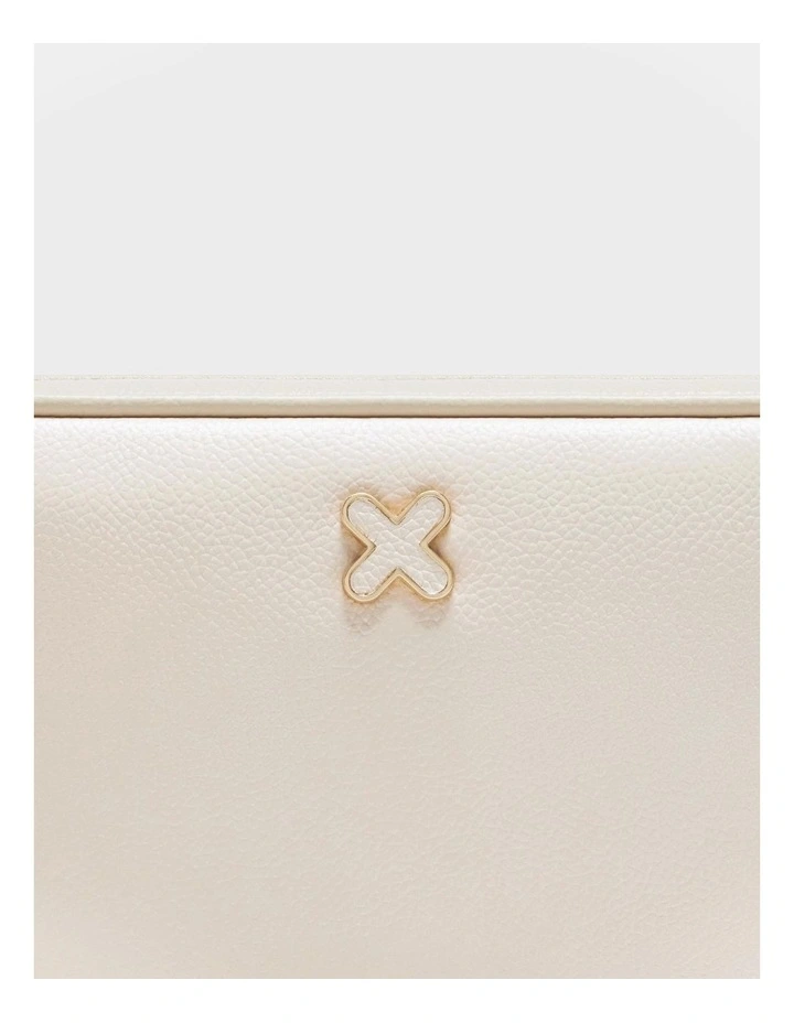 Mimco Hendrix Pouch In Pearl 7 Mimco Hendrix Pouch In Pearl - Image 5