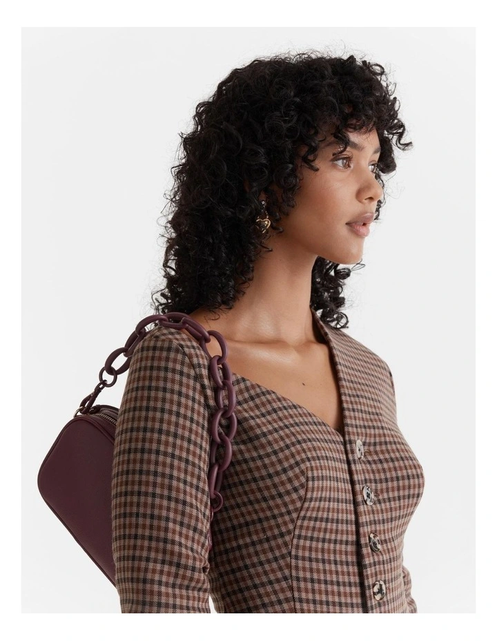 Mimco Acrylic Shoulder Bag Strap In Rich Berry 5 Mimco Acrylic Shoulder Bag Strap In Rich Berry - Image 3